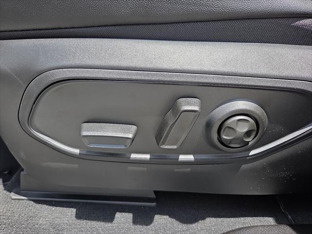 new 2025 Jeep Grand Cherokee L car, priced at $42,633