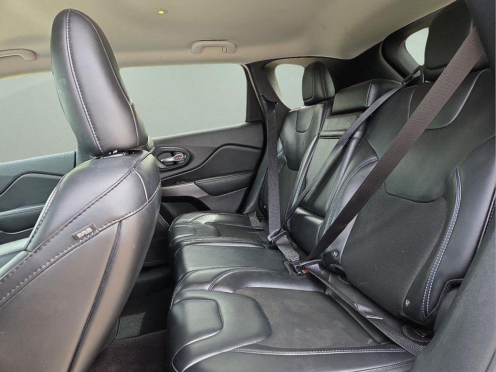 used 2019 Jeep Cherokee car, priced at $12,515