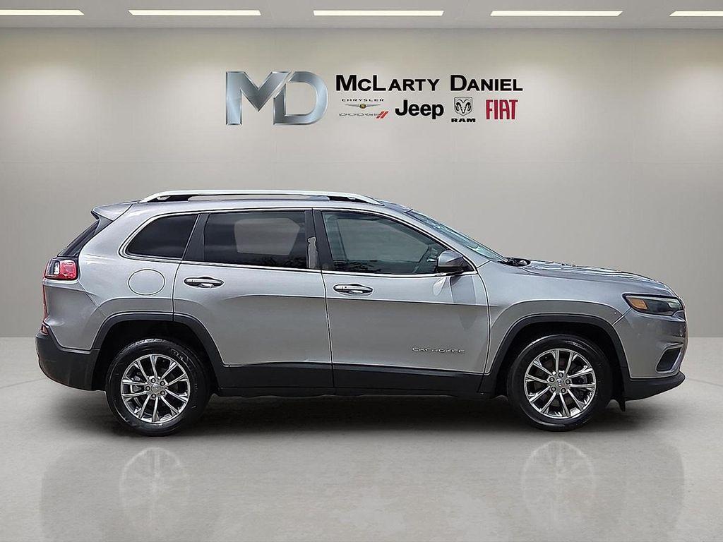 used 2019 Jeep Cherokee car, priced at $12,515