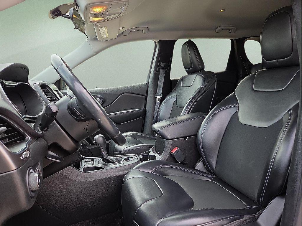 used 2019 Jeep Cherokee car, priced at $12,515