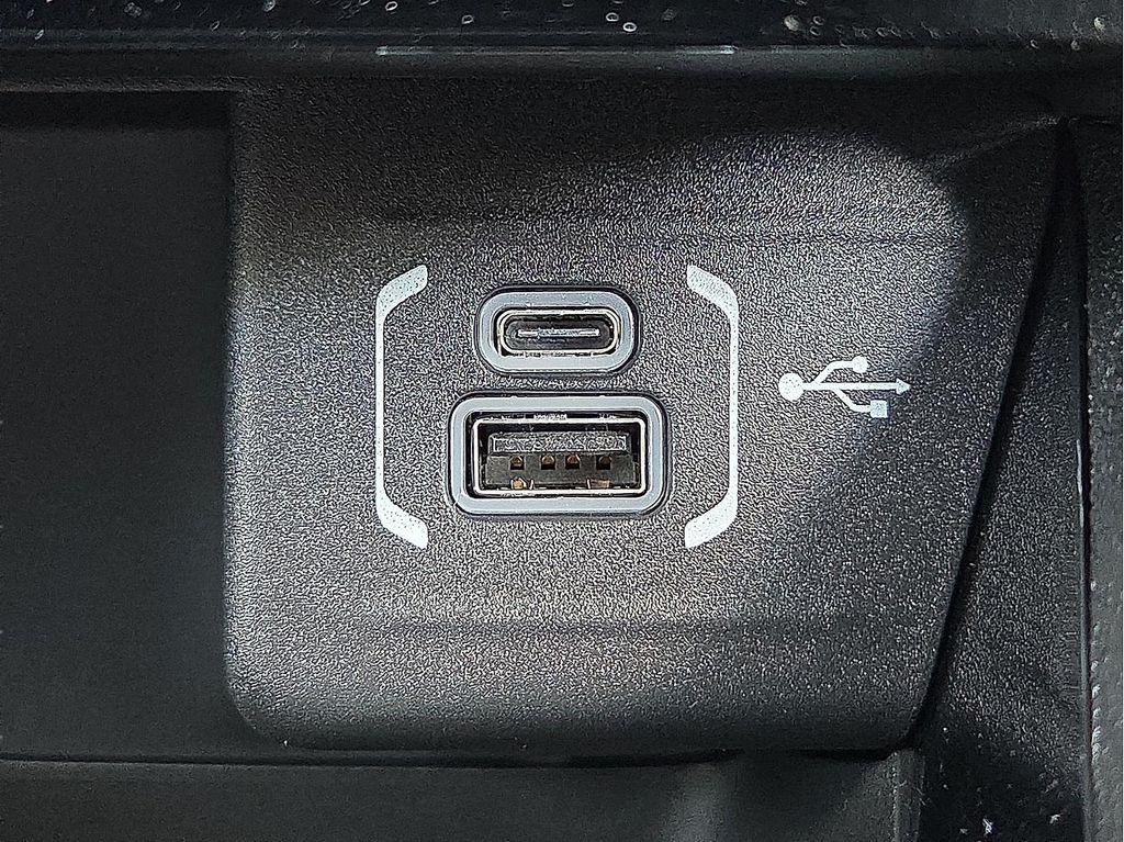 new 2025 Jeep Compass car, priced at $38,201
