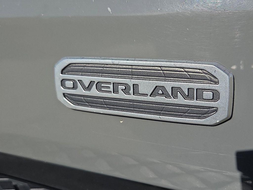 used 2023 Jeep Gladiator car, priced at $29,131