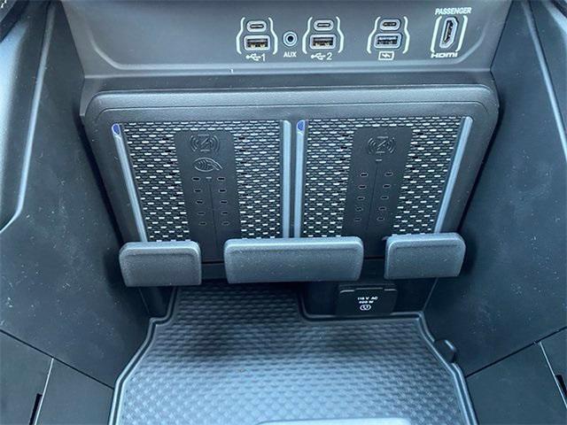new 2025 Ram 1500 car, priced at $80,082