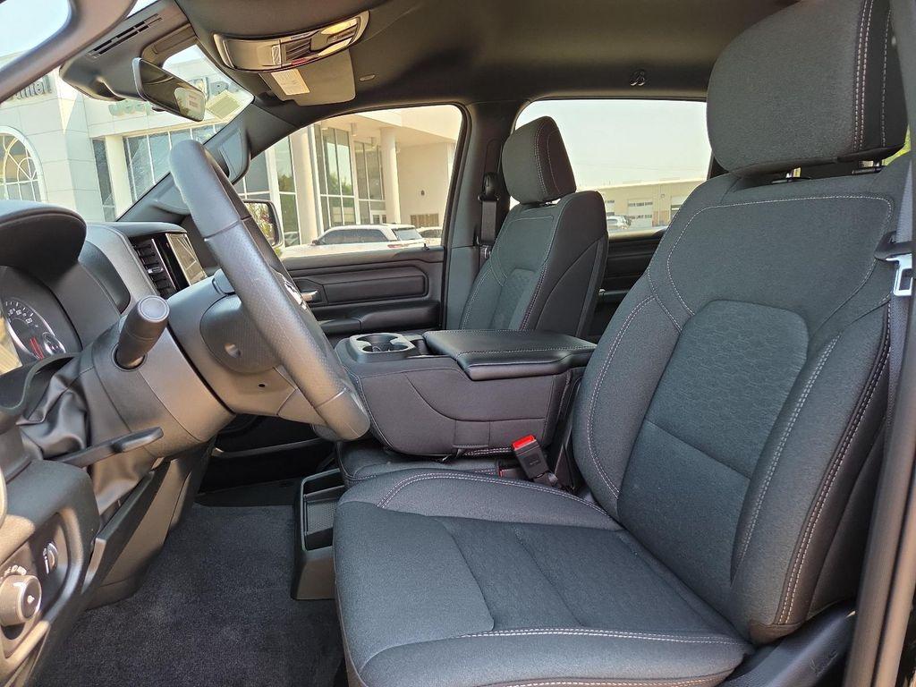 new 2025 Ram 1500 car, priced at $42,587