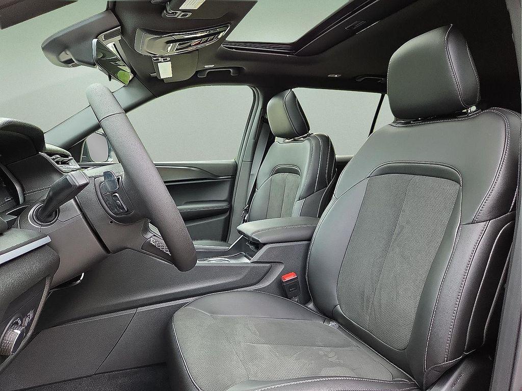 new 2025 Jeep Grand Cherokee L car, priced at $44,853