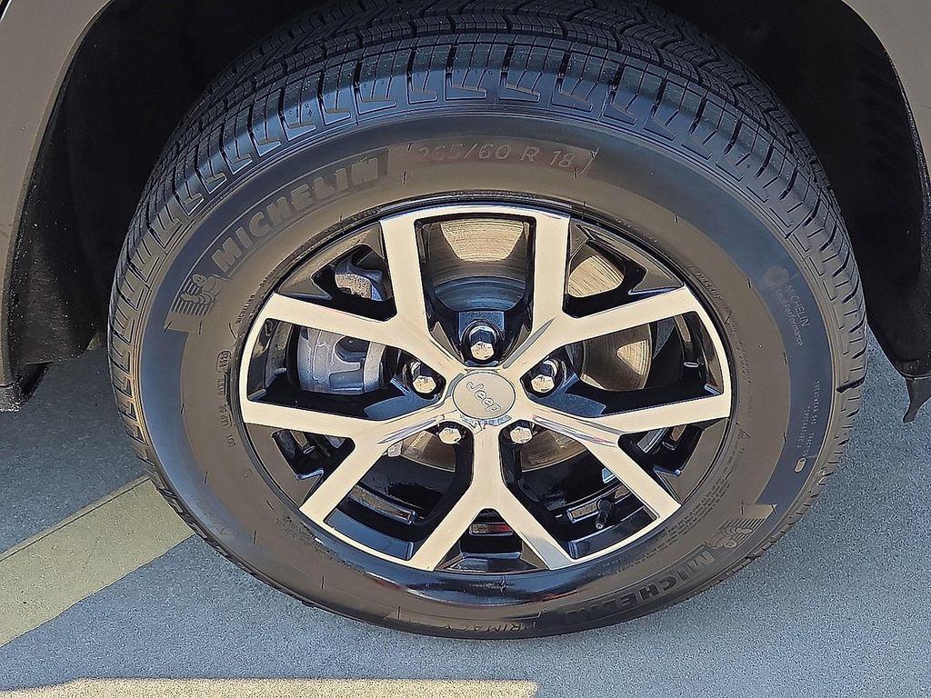 used 2024 Jeep Grand Cherokee L car, priced at $34,929