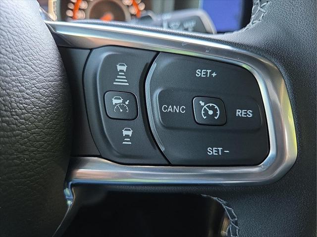 new 2025 Jeep Wrangler car, priced at $57,659