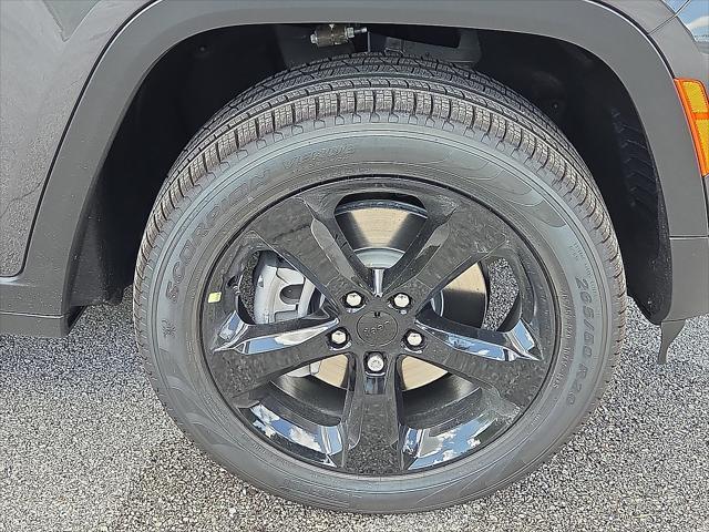 new 2025 Jeep Grand Cherokee L car, priced at $50,049