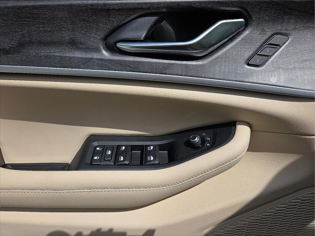 new 2025 Jeep Grand Cherokee L car, priced at $49,484