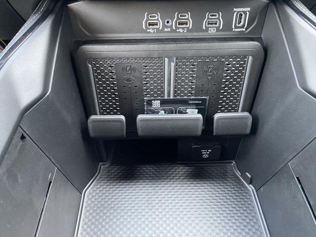 new 2025 Ram 1500 car, priced at $78,394