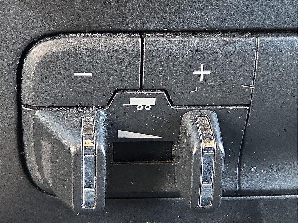 used 2023 Ram 1500 Classic car, priced at $27,087