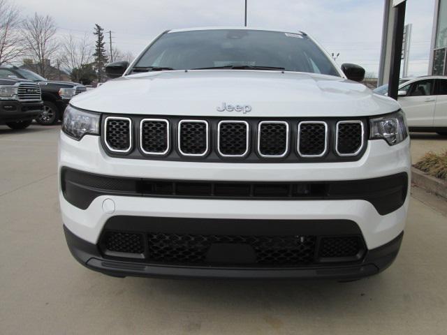 new 2024 Jeep Compass car, priced at $27,995