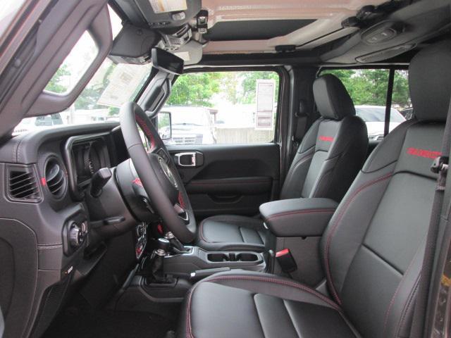 new 2024 Jeep Gladiator car, priced at $58,460