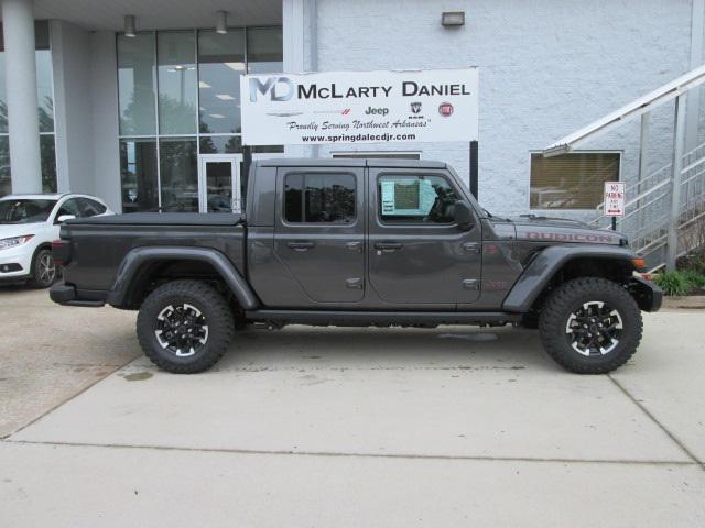 new 2024 Jeep Gladiator car, priced at $58,460