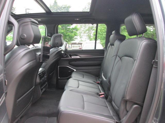 new 2024 Jeep Wagoneer car