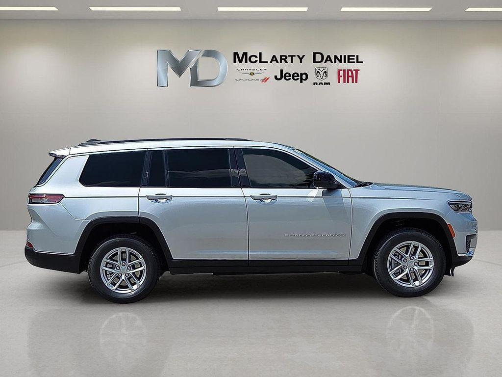 new 2025 Jeep Grand Cherokee L car, priced at $42,069