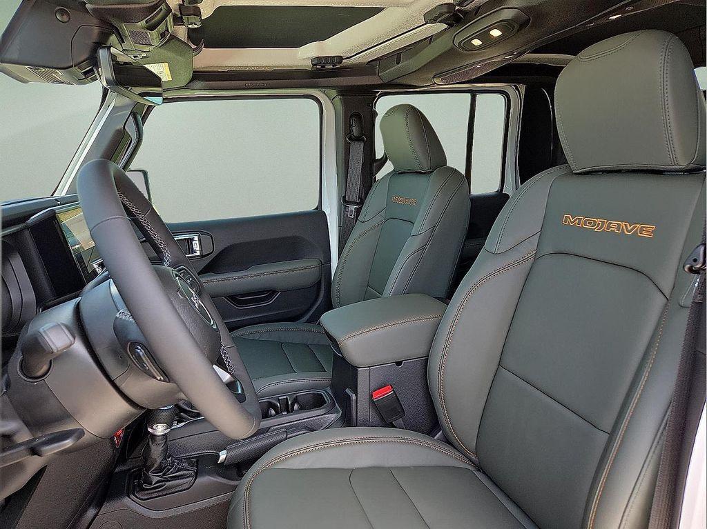 new 2025 Jeep Gladiator car, priced at $55,375