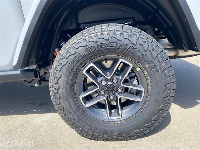 new 2025 Jeep Gladiator car, priced at $56,037