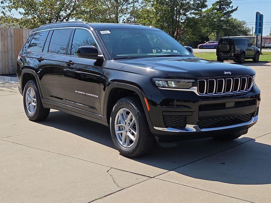 new 2025 Jeep Grand Cherokee L car, priced at $42,069