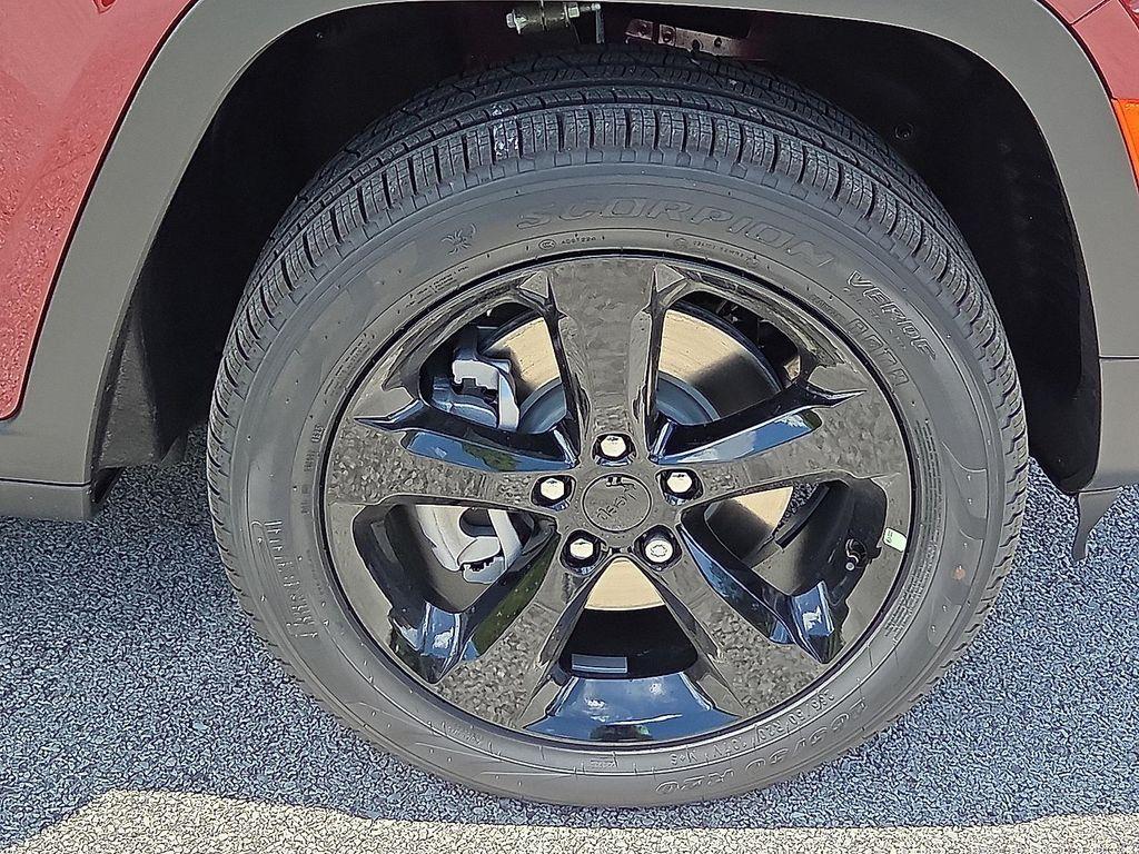 new 2025 Jeep Grand Cherokee L car, priced at $50,639
