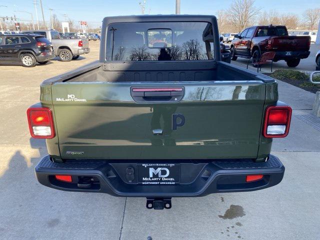 used 2022 Jeep Gladiator car, priced at $35,873