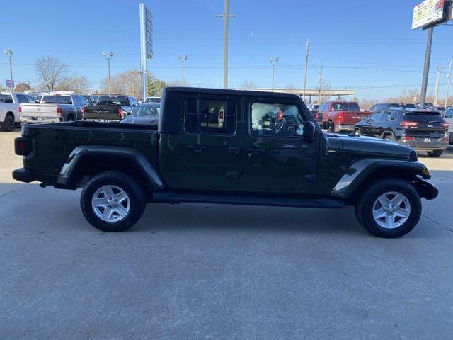 used 2022 Jeep Gladiator car, priced at $35,873