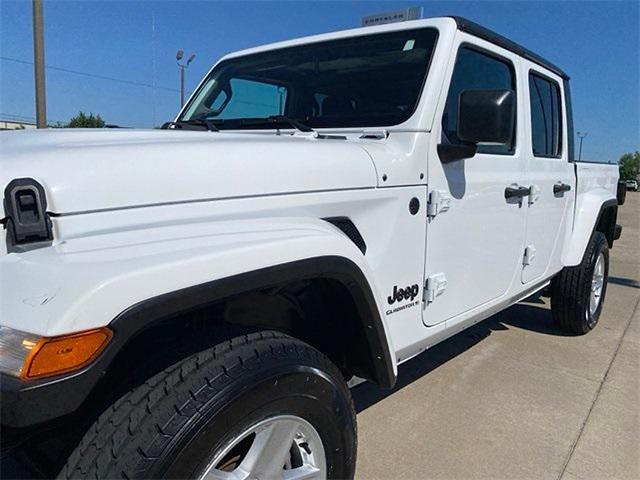 used 2023 Jeep Gladiator car, priced at $28,465