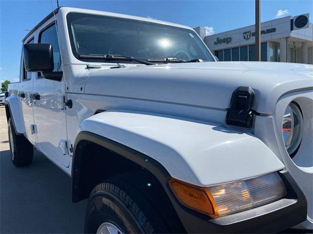 used 2023 Jeep Gladiator car, priced at $28,465