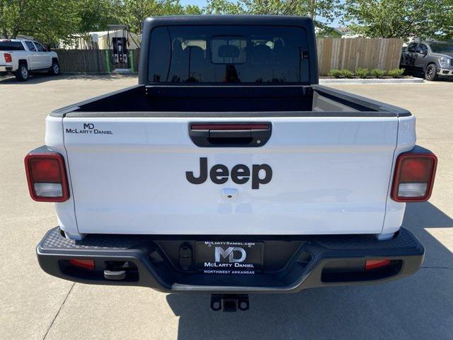 used 2023 Jeep Gladiator car, priced at $28,996