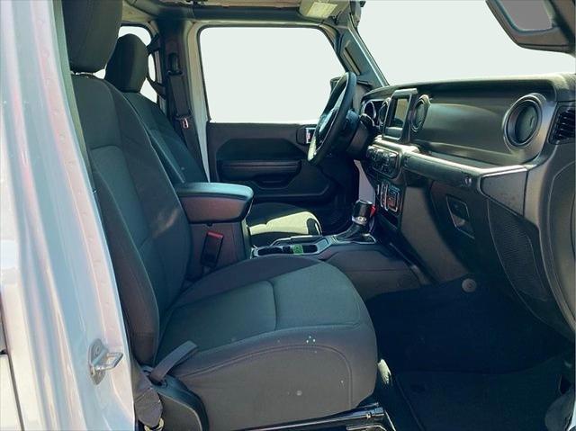 used 2023 Jeep Gladiator car, priced at $25,439