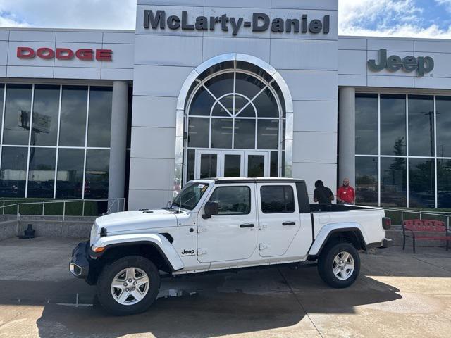 used 2023 Jeep Gladiator car, priced at $30,399