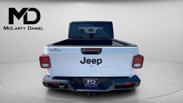 used 2023 Jeep Gladiator car, priced at $25,439