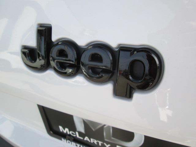 new 2023 Jeep Cherokee car, priced at $37,257