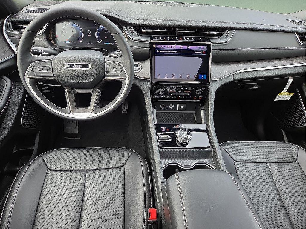 new 2025 Jeep Grand Cherokee L car, priced at $49,088