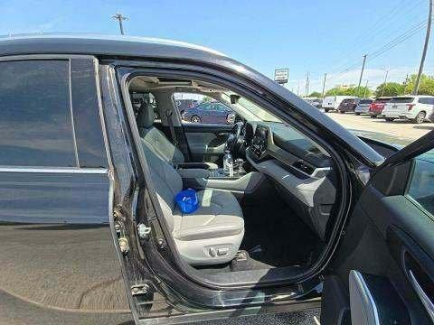 used 2021 Toyota Highlander car, priced at $30,731