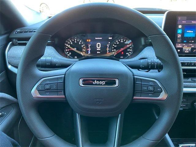 new 2025 Jeep Compass car, priced at $25,820