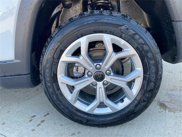new 2025 Jeep Compass car, priced at $25,820