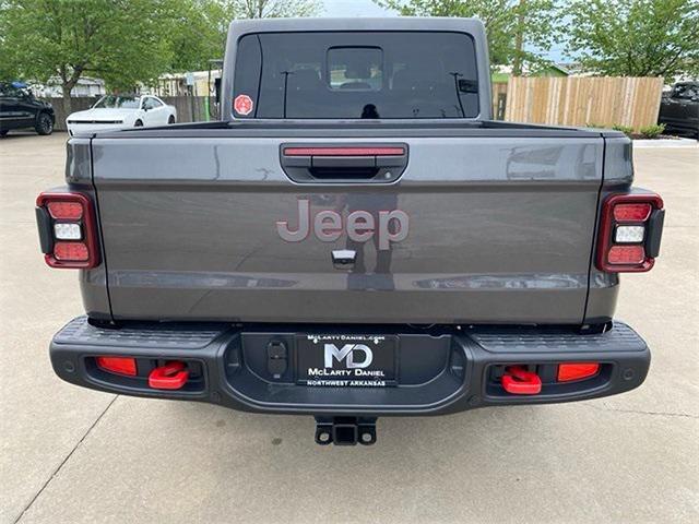 new 2025 Jeep Gladiator car, priced at $57,725