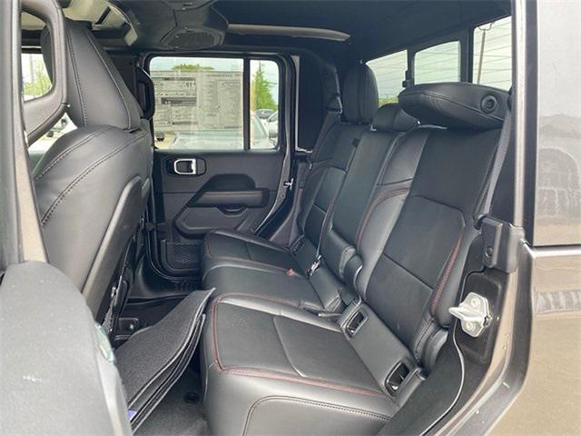 new 2025 Jeep Gladiator car, priced at $57,725