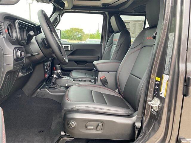 new 2025 Jeep Gladiator car, priced at $57,725
