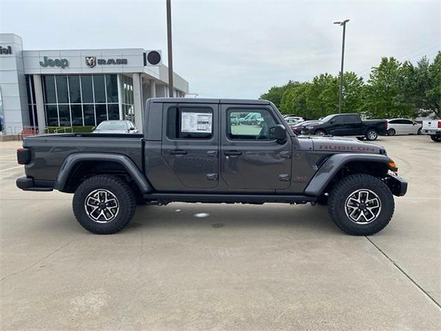 new 2025 Jeep Gladiator car, priced at $57,725