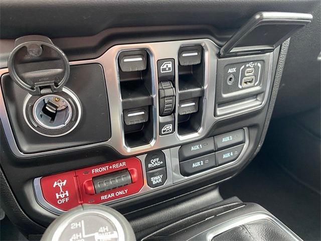 new 2025 Jeep Gladiator car, priced at $57,725