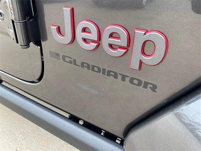 new 2025 Jeep Gladiator car, priced at $57,725
