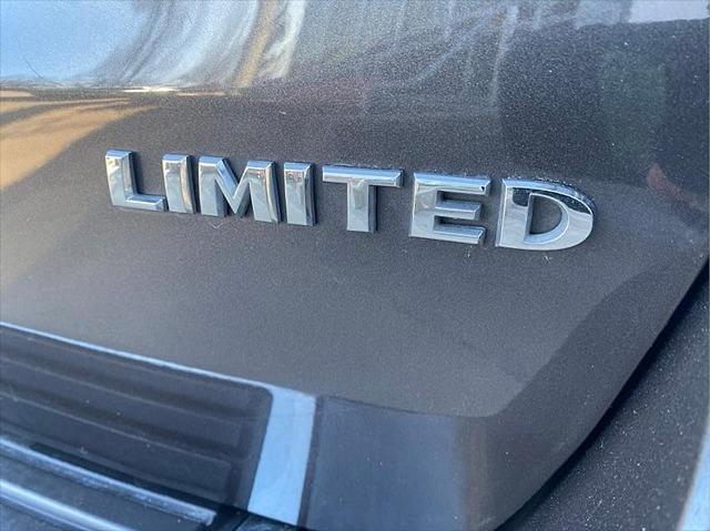 used 2021 Jeep Grand Cherokee car, priced at $23,953