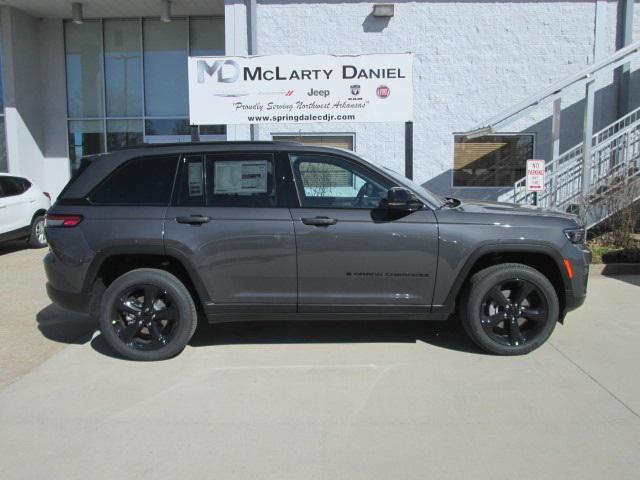 new 2024 Jeep Grand Cherokee car, priced at $38,728