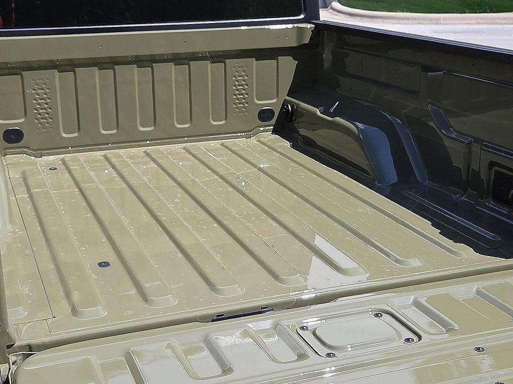 new 2025 Jeep Gladiator car, priced at $37,092