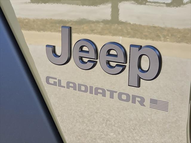new 2025 Jeep Gladiator car, priced at $39,372