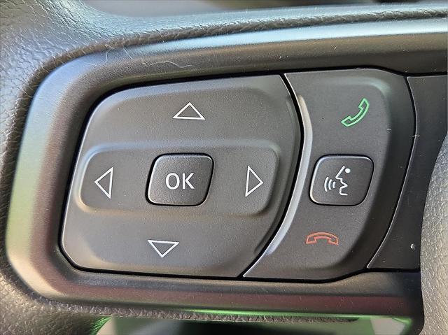 new 2025 Jeep Gladiator car, priced at $39,372