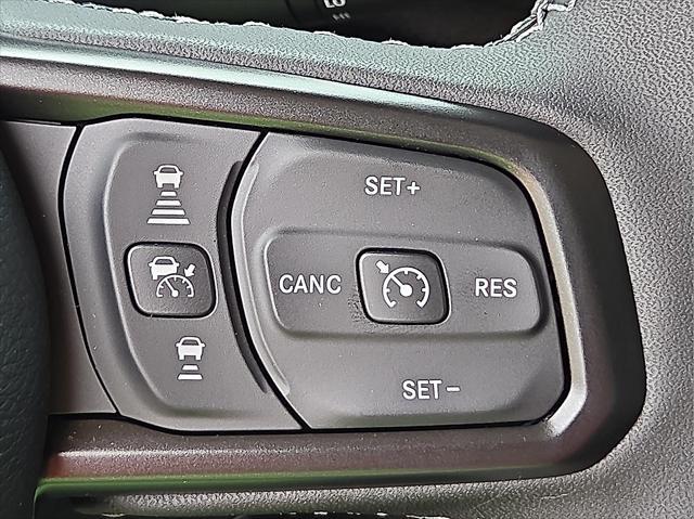 new 2025 Jeep Gladiator car, priced at $44,707