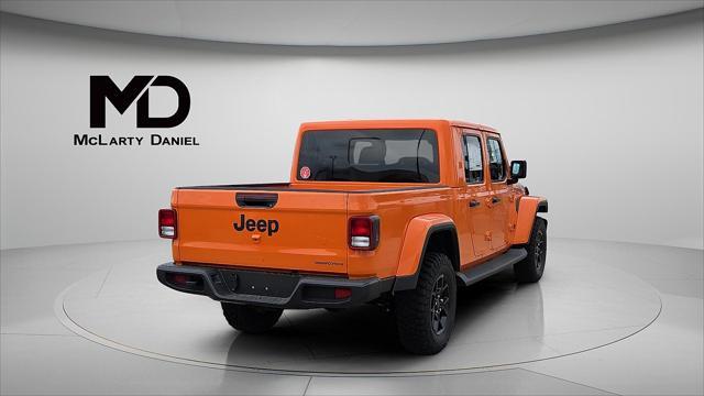 new 2025 Jeep Gladiator car, priced at $44,707